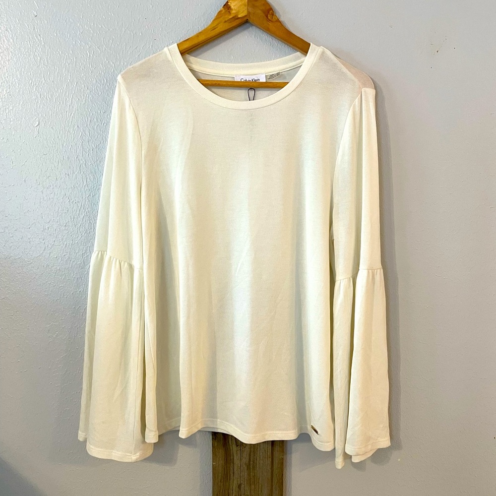 NWT Calvin Klein Pull Over Sweater